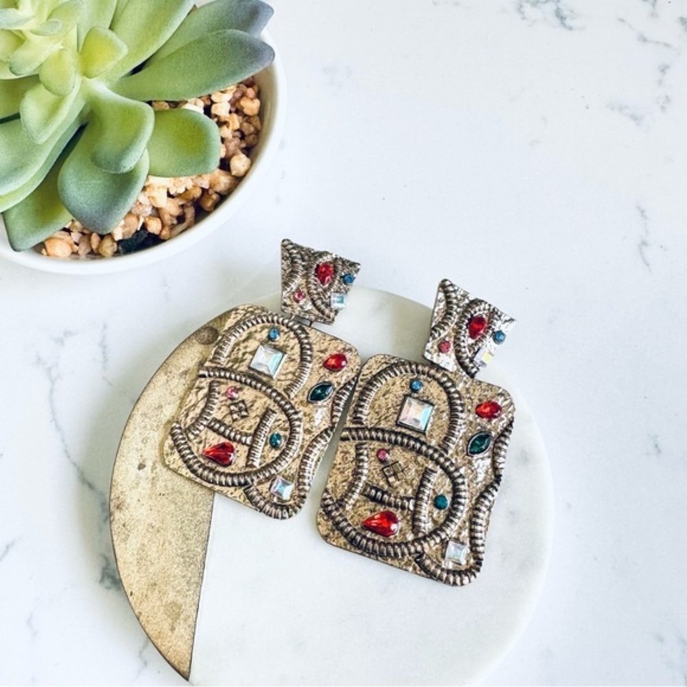 2/$30🌵 Egyptian Gold Vintage Style Earrings Rhinestone Statement Jewelry NEW